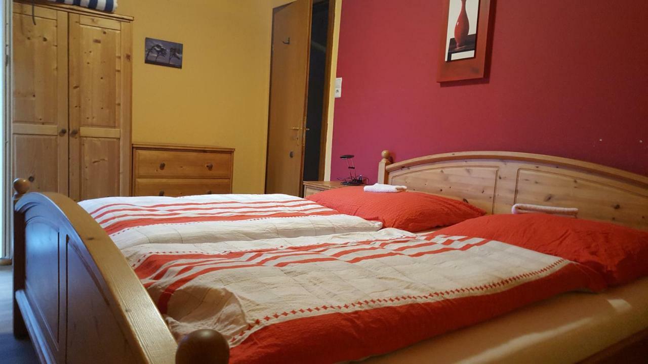 אסנס Wohnung 2 Mit Balkon- Haus Annegrete מראה חיצוני תמונה